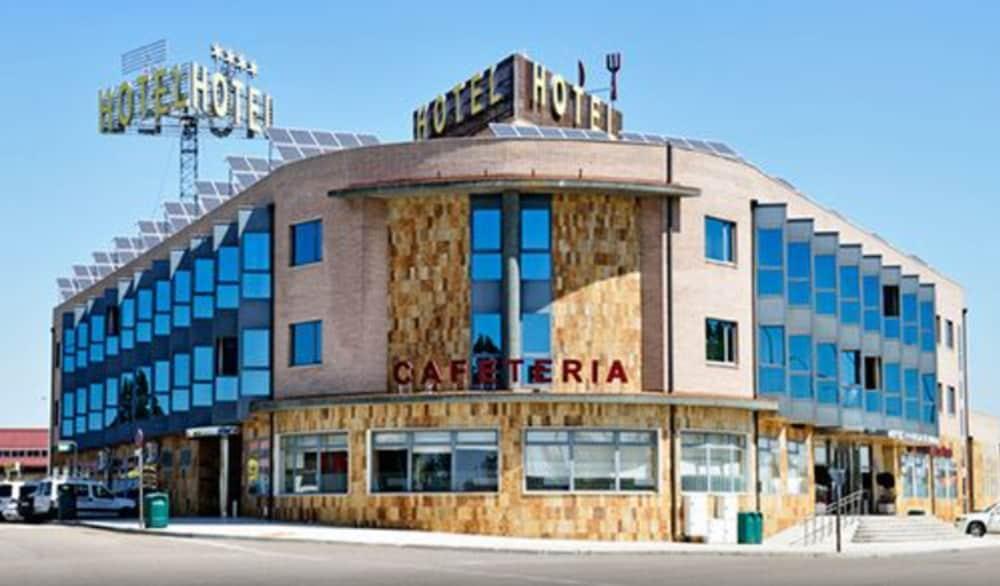 Hotel Villa De Benavente Eksteriør bilde