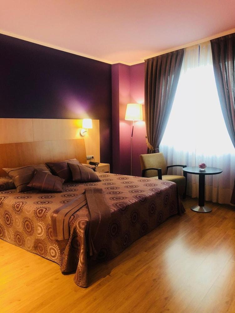 Hotel Villa De Benavente Eksteriør bilde